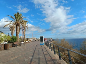 Paseo Marítimo Costa Adeje (Fañabé) - España