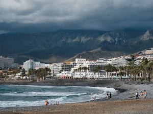 Paseo marítimo de Playa de Las Américas - Spain