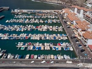 Puerto de Los Gigantes - Espanha