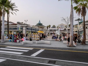 Centro Comercial Safari - Spanien